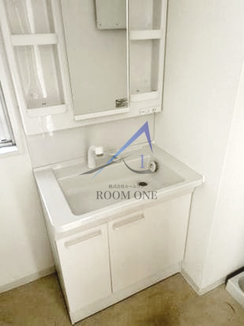 洗面設備　洗面台です。