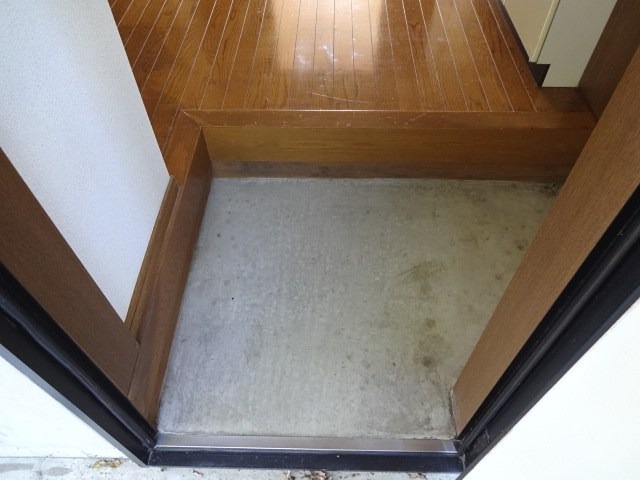 玄関　参考写真