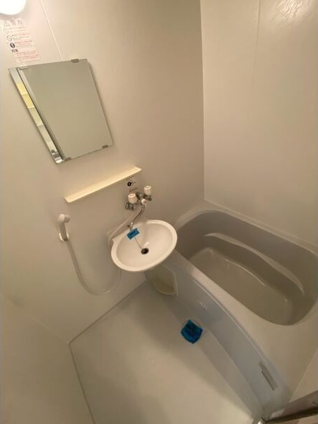 バス・シャワールーム　初期費用分割可★ご希望の場所まで無料送迎サービス付♪