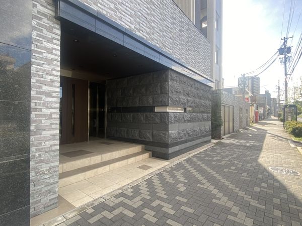 エントランス　エントランス