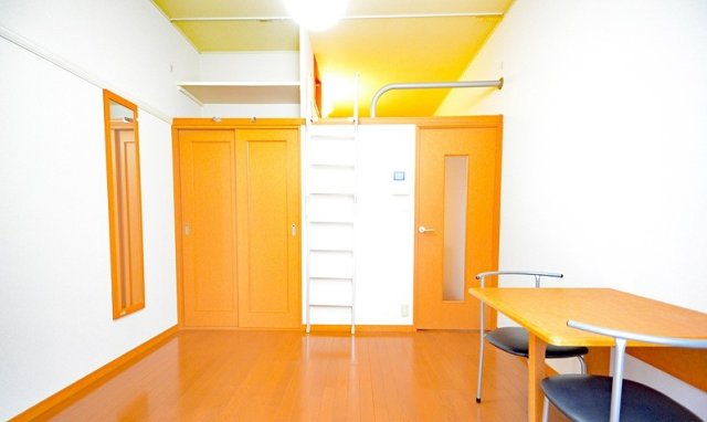 収納　同物件別号室