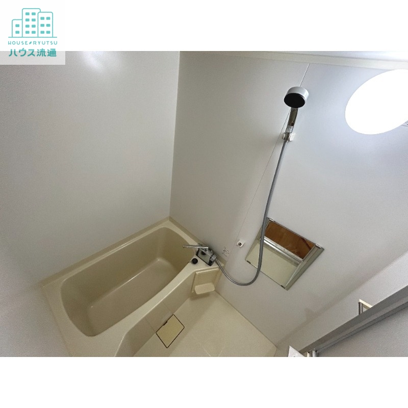 バス・シャワールーム　※別号室の写真です