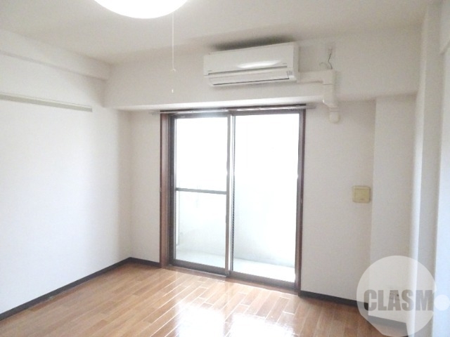 居室・リビング　明るいお部屋です♪