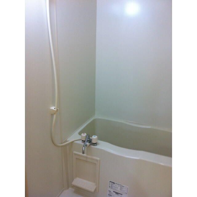 バス・シャワールーム　別タイプ部屋　参考写真です