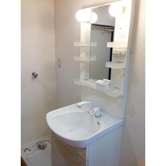 洗面設備　別タイプ部屋　参考写真です