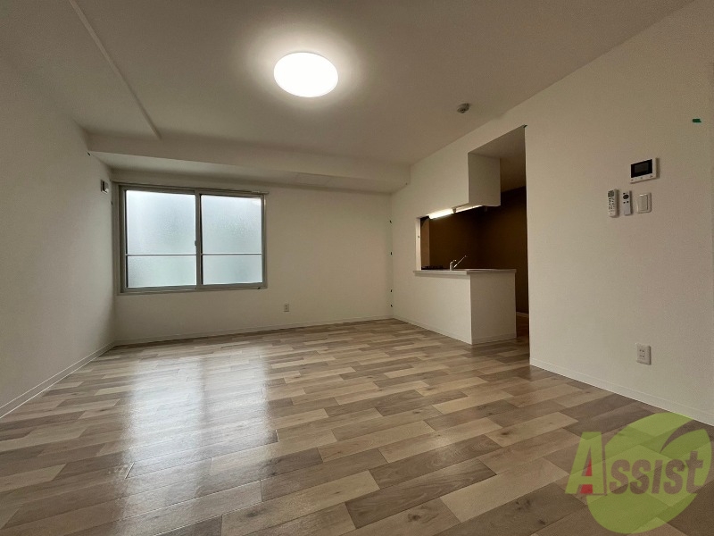 居室・リビング　広くてきれいなリビングです！快適に過ごせそうですね。