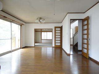 居室・リビング　★ゆりが丘貸家・４LDK・133.73平米・駐車場２台可★