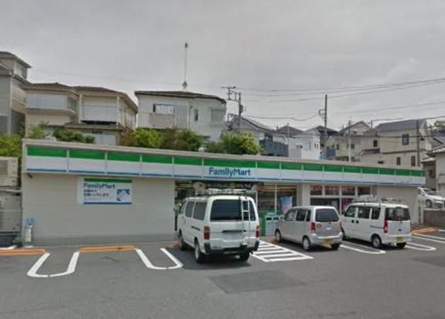 コンビニ　★★ファミリーマート（コンビニ）まで948m
