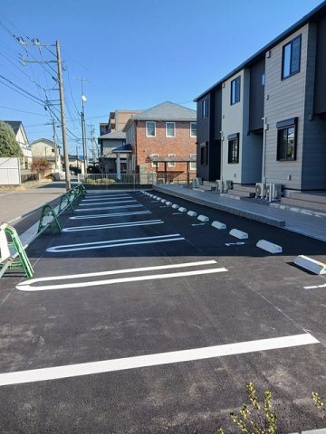 駐車場　駐車スペースもあります☆
