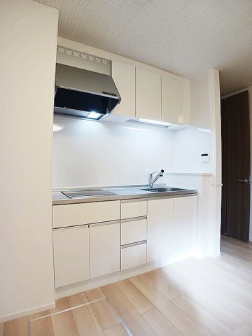 キッチン　2口コンロ付のシステムキッチンです♪