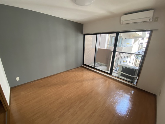 居室・リビング　※別部屋の写真です