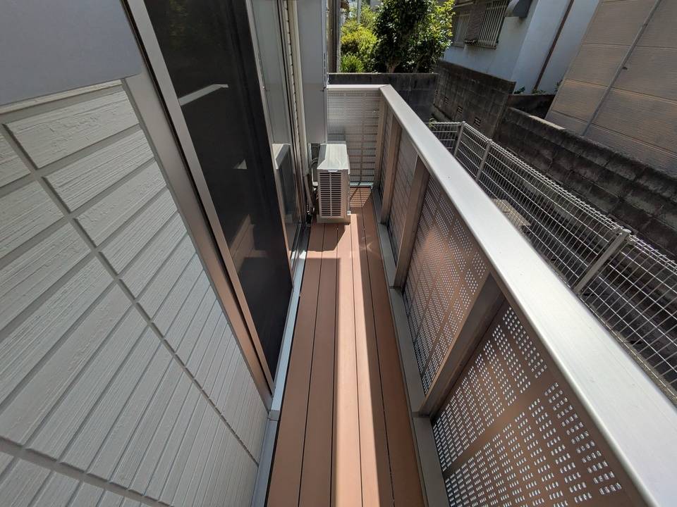 バルコニー　バルコニー