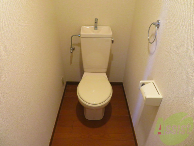 トイレ　トイレも、スペースが広々していて、いいですね。