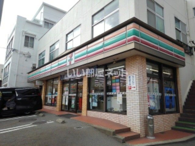 コンビニ　セブンイレブン 善光寺下店（コンビニ）まで218m