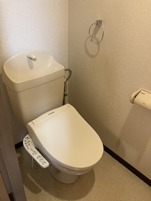 トイレ　別号室の写真使用
