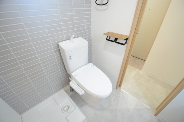 トイレ　ウォシュレット付きのトイレです♪