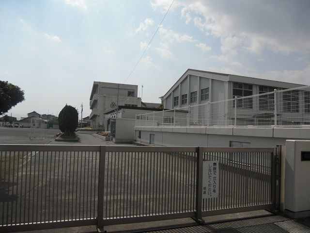 小学校　袋井西小学校（小学校）まで140m