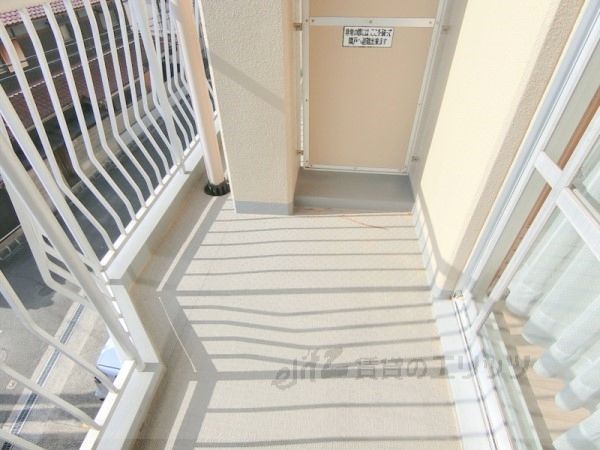バルコニー　ベランダ