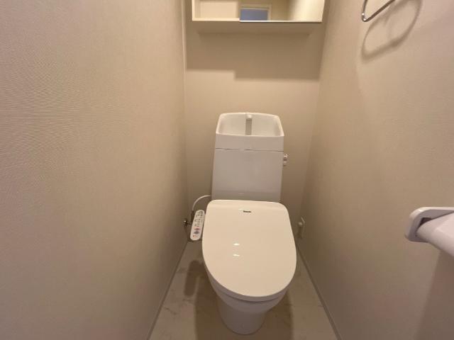 トイレ　シャワー付トイレ