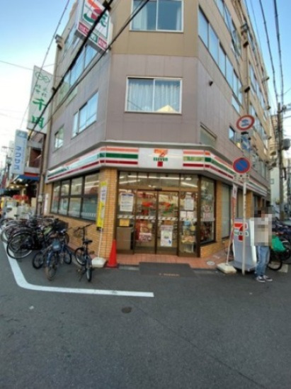 コンビニ　セブンイレブン 大阪日本橋西1丁目店（コンビニ）まで282m