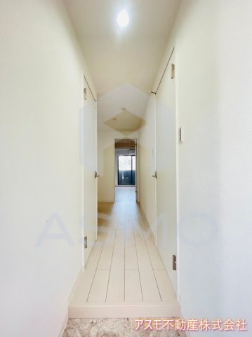 玄関　同マンション別部屋　参考写真