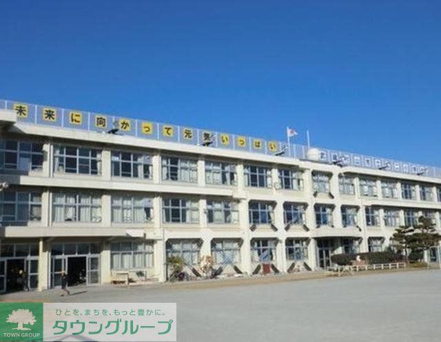 小学校　武蔵村山市立第二小学校（小学校）まで605m