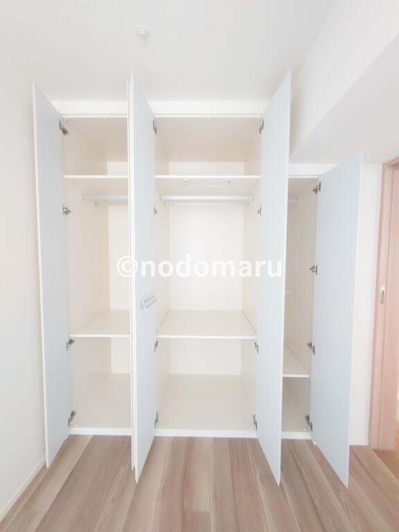 収納　※写真は同タイプの別部屋となります