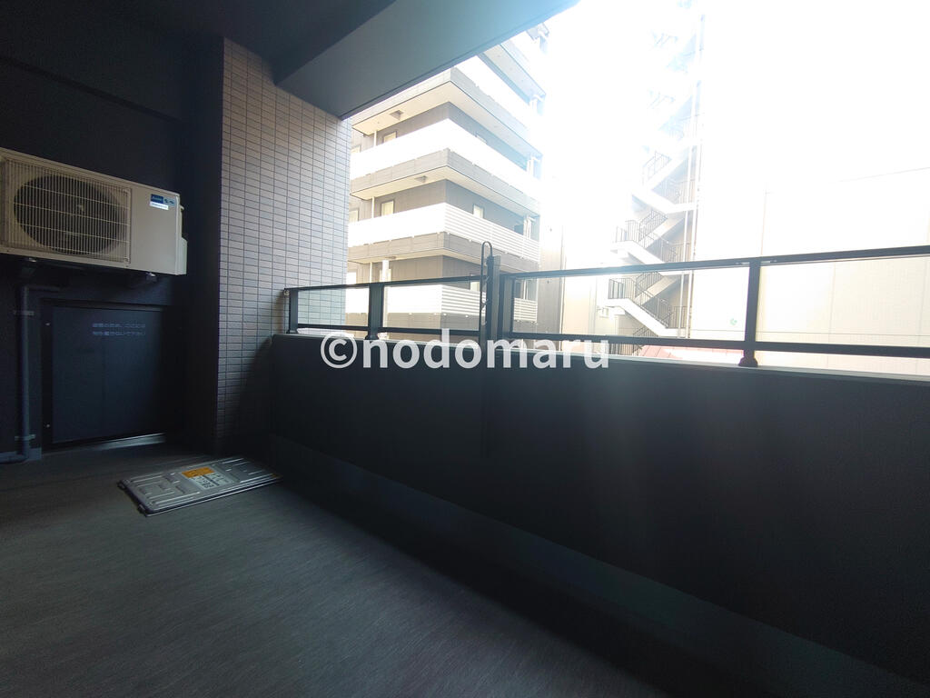 バルコニー　※写真は同タイプの別部屋となります