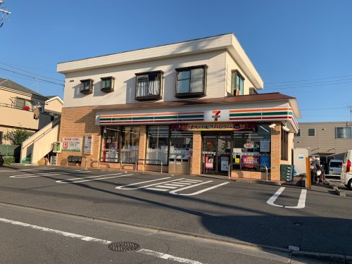 コンビニ　セブンイレブン 練馬大泉町2丁目店（コンビニ）まで625m
