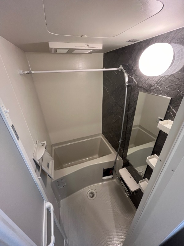 バス・シャワールーム　別部屋参考写真