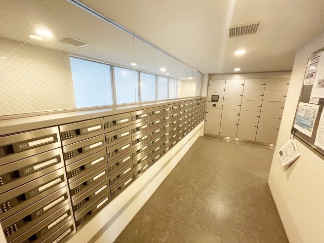 建物外観　オートロック完備