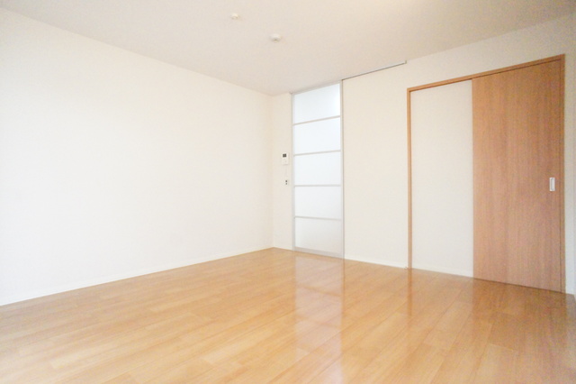 その他部屋・スペース　上品に仕上がった明るい室内空間です！