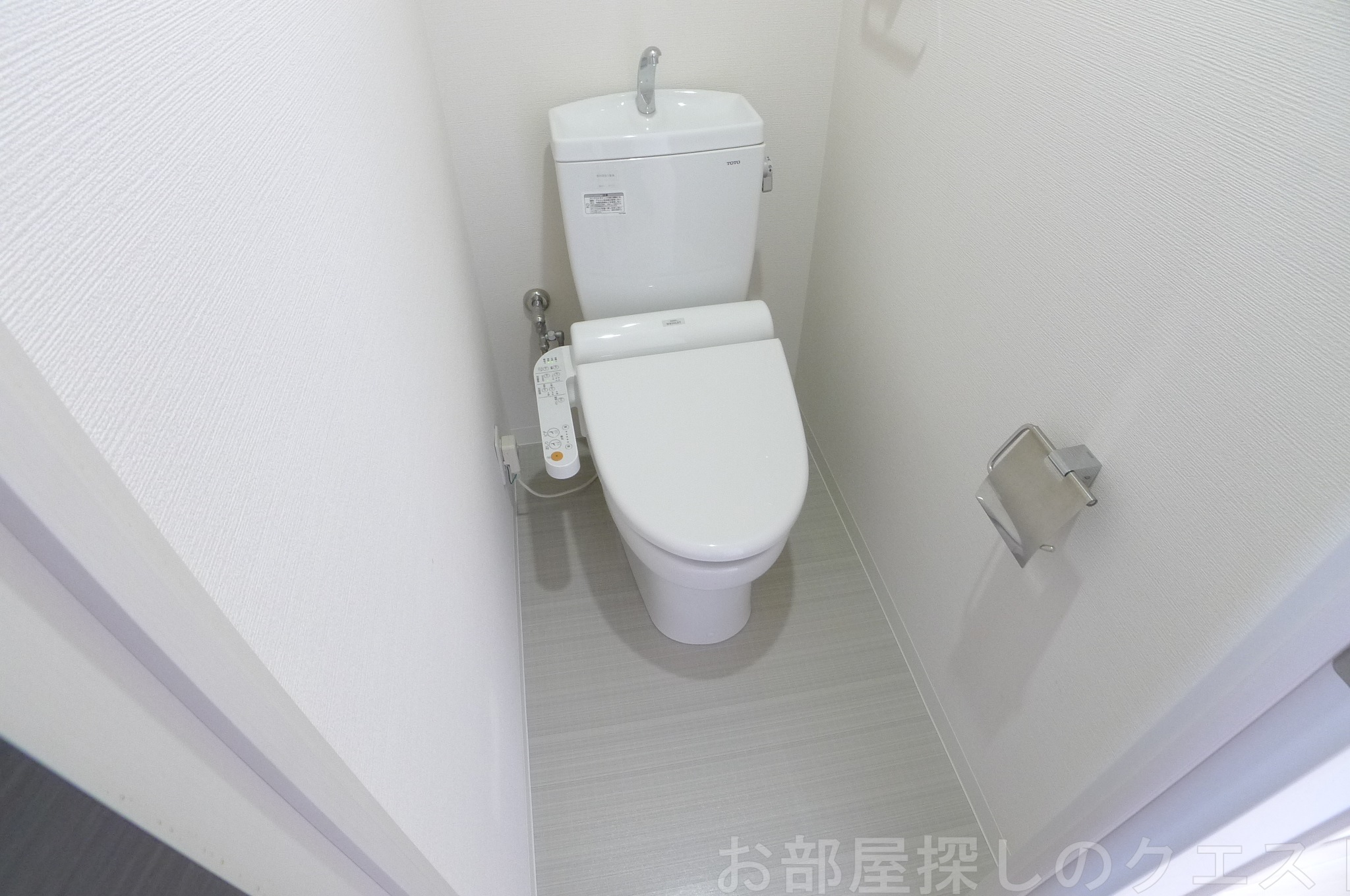 トイレ　（写真は同仕様）