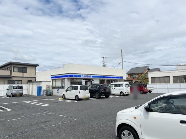 コンビニ　ローソン岡山邑久町店（コンビニ）まで380m