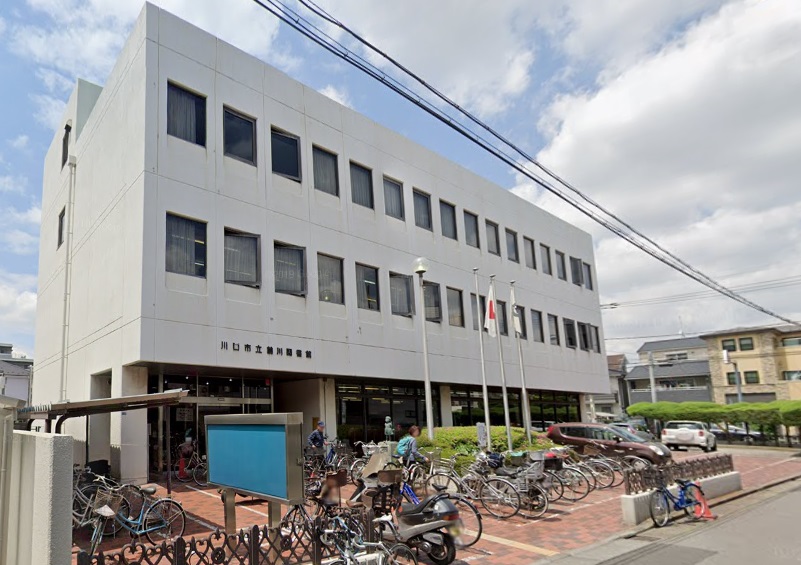 図書館　川口市立前川図書館（図書館）まで689m