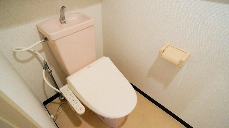 トイレ　別号室