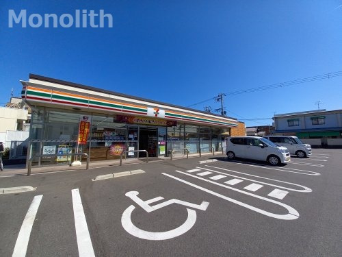 コンビニ　セブンイレブン 岸和田土生町8丁目店（コンビニ）まで548m