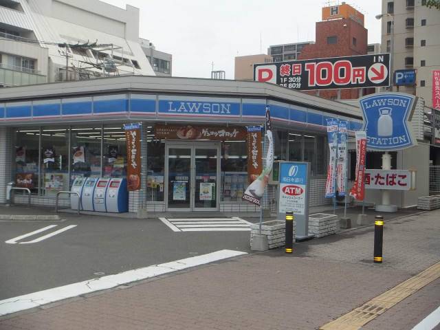 コンビニ　ローソン（コンビニ）まで722m