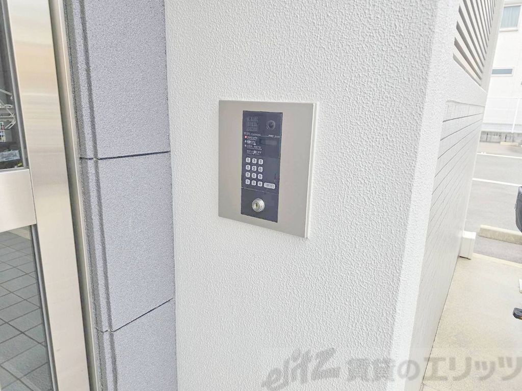 セキュリティ　下駄箱