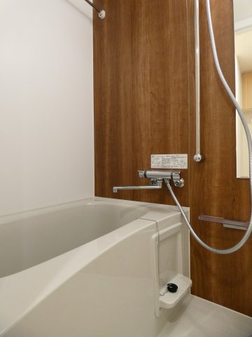 バス・シャワールーム　バス※別部屋参考写真