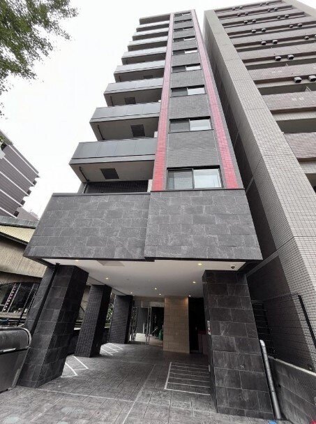 建物外観　オートロック完備