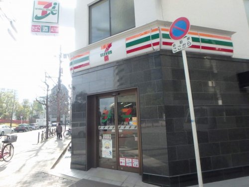 コンビニ　セブンイレブン　大阪アメニティパーク前店（コンビニ）まで117m