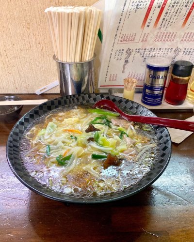 飲食店　らーめん　太助（飲食店）まで923m