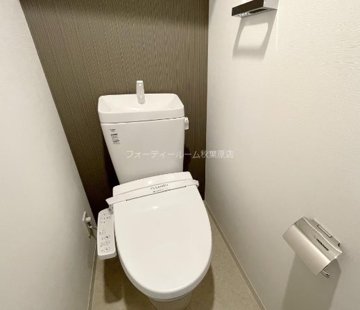 トイレ　別号室参考写真