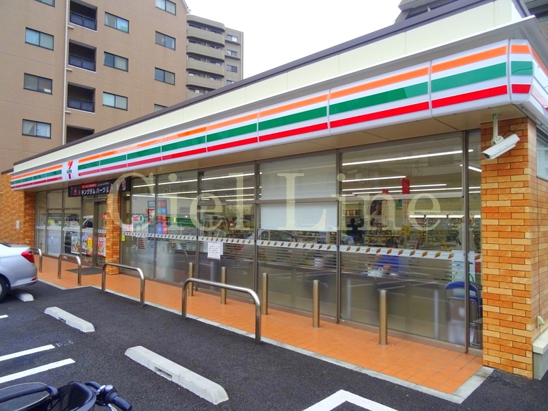 コンビニ　セブンイレブン 江戸川東葛西5丁目店（コンビニ）まで319m