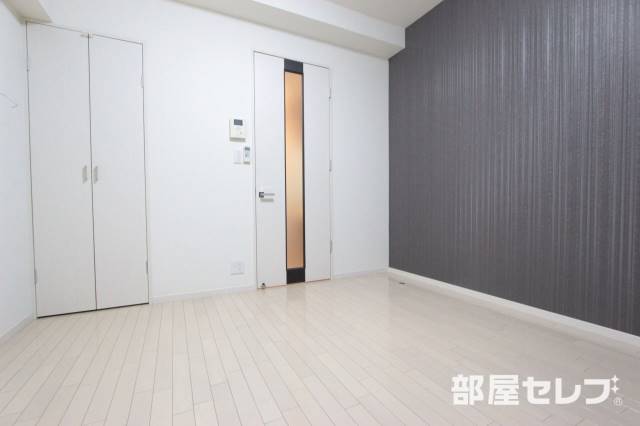 居室・リビング　内装のきれいなお部屋です