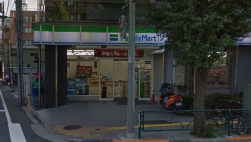 コンビニ　ファミリーマート江戸川橋駅西店（コンビニ）まで845m