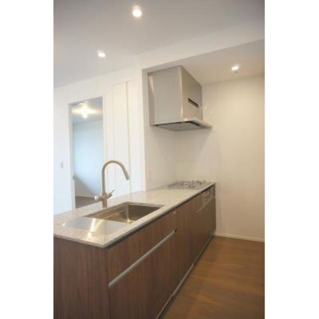 キッチン　※写真は同タイプ住戸です。