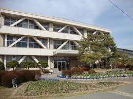 小学校　守山市立小津小学校（小学校）まで177m