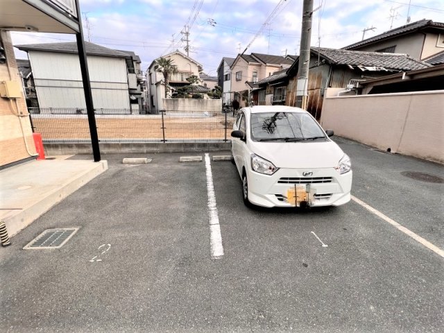 その他　駐車場は別料金となります。